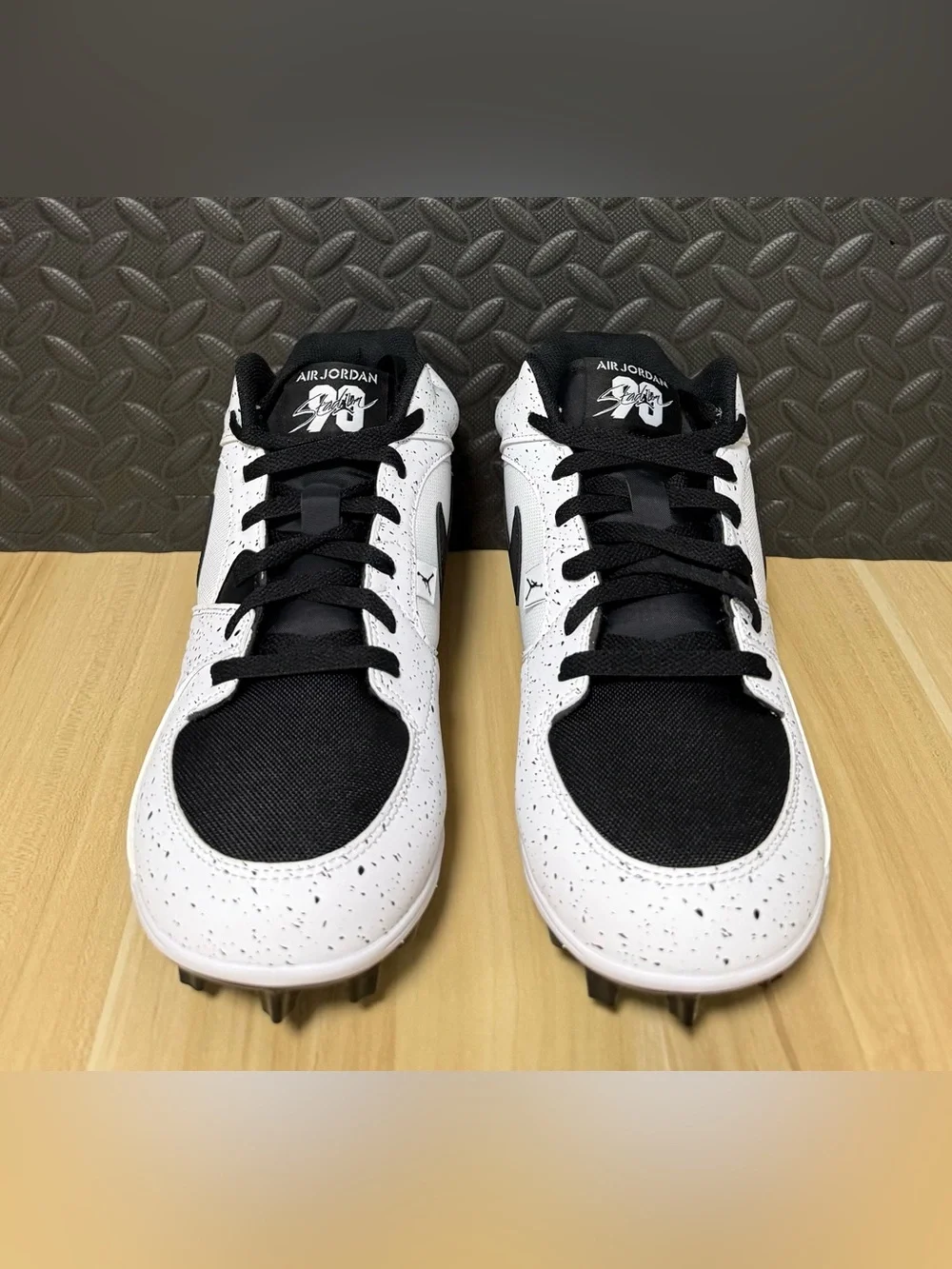 Jordan Stadium 90 Low TD White Speckle Football Cleats HQ0210-100 Mens Sizes
